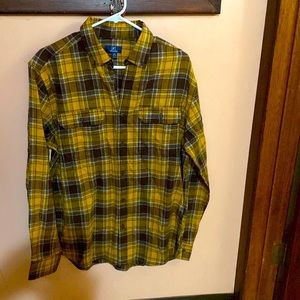 Medium mens George button-up.